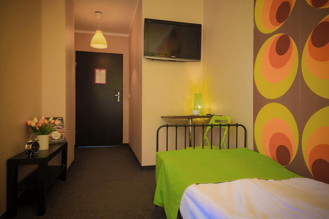 Glow Hostel Wrocław Extérieur photo