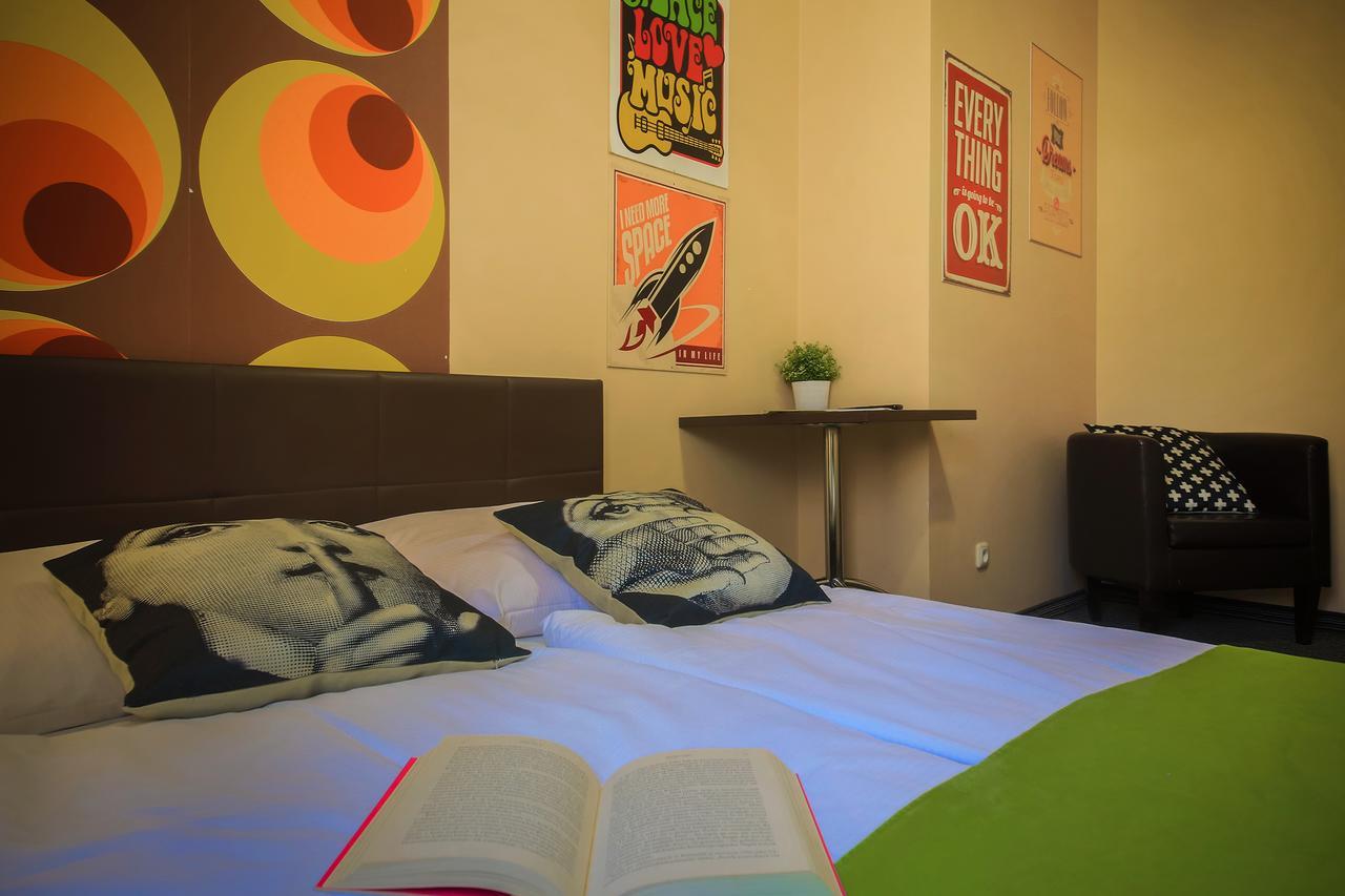 Glow Hostel Wrocław Extérieur photo
