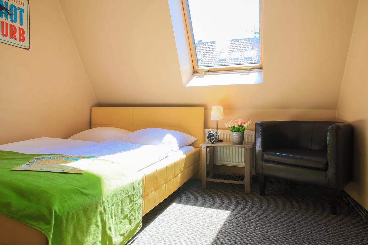 Glow Hostel Wrocław Extérieur photo