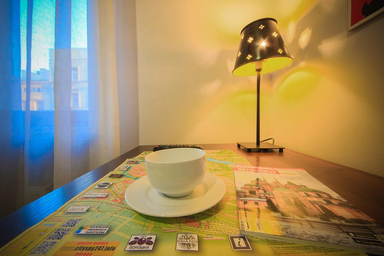 Glow Hostel Wrocław Extérieur photo