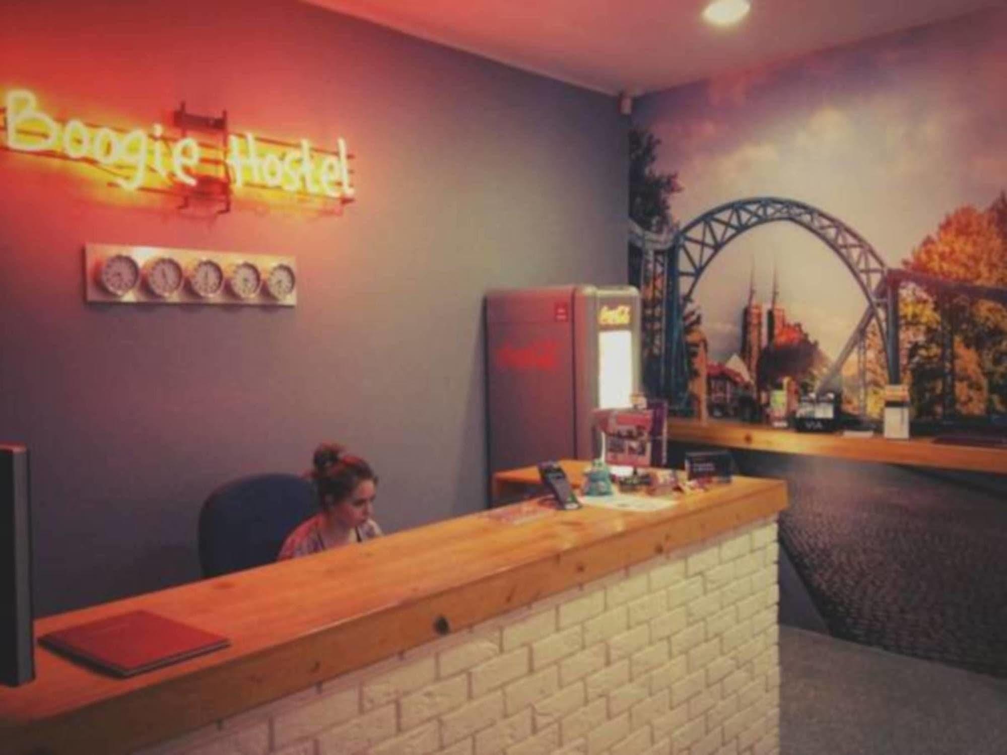 Glow Hostel Wrocław Extérieur photo